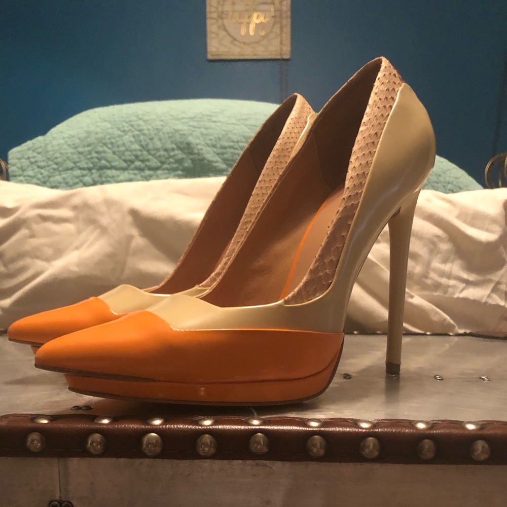 LAMB stilettos. Gorgeous leather detail.
